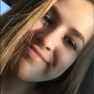 Meet your Posher, Nora